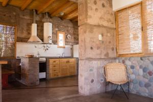 Η κουζίνα ή μικρή κουζίνα στο La Viñuela