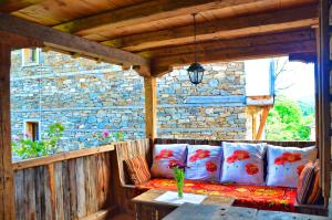 Gallery image of Kalinia Guesthouse B&B in Kovachevitsa