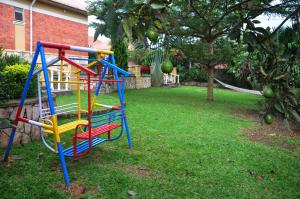 Otroško igrišče poleg nastanitve Namugongo Holiday Home