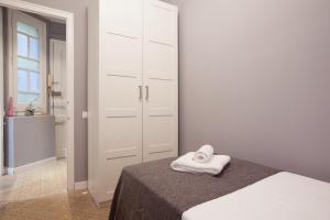 Foto da galeria de Enjoy Apartments Borrell em Barcelona