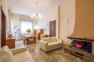 Posezení v ubytování Villa Lazzari B&B Tra i due Mari
