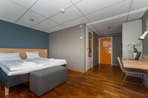 Postel nebo postele na pokoji v ubytování Fast Hotel Svolvær