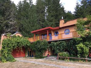 Gallery image of Sunshine Villa B&B in Madeira Park