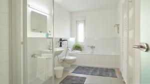 Bilik mandi di City Hotel ApartW3 - kostenlos parken