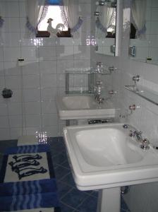 Gästehaus Schleich tesisinde bir banyo