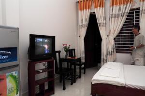 TV/trung tâm giải trí tại Diep Anh Guest House