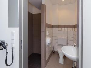 Koupelna v ubytování WinBudget "bed&breakfast" + 30 fotografií