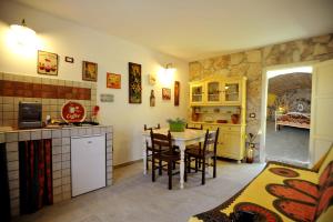 Küche/Küchenzeile in der Unterkunft Villa Rosina