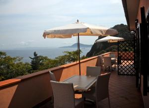 Foto dalla galleria di Appartamenti Seccione a Portoferraio