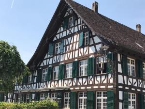 Gallery image of Gasthaus zum Goldenen Kreuz in Rafz