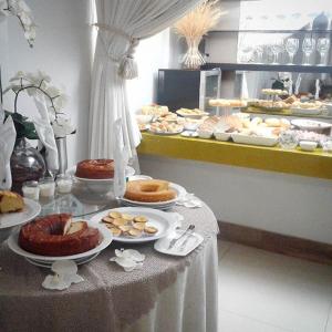 Opcje śniadaniowe w obiekcie Paragominas Palace Hotel