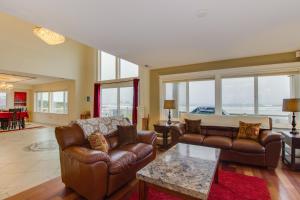 Φωτογραφία από το άλμπουμ του Beach Villa - Three Bedroom σε Rockaway Beach