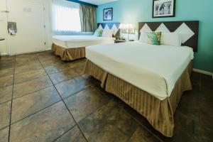 Cama ou camas em um quarto em Kings Inn