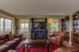 Gallery image of Rockaway Beach Villa in Rockaway Beach