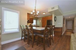 Photo de la galerie de l'établissement Large modern ground floor condo at Mountain Walk, à Blue Mountains