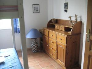 Katil atau katil-katil dalam bilik di Couette et Cafe - Chambre bleue
