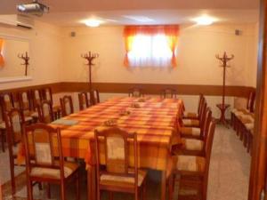 Restaurace v ubytování Hotel Szeleta