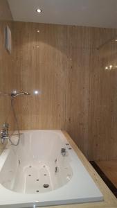 Zdjęcie z galerii obiektu Haus Alp Deluxe w Langenfeld