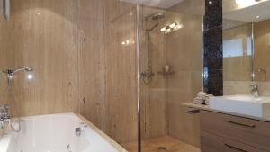 Zdjęcie z galerii obiektu Haus Alp Deluxe w Langenfeld