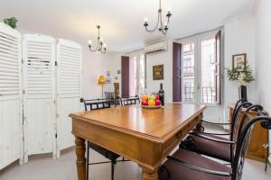 Zdjęcie z galerii obiektu Apartamento w Madrycie
