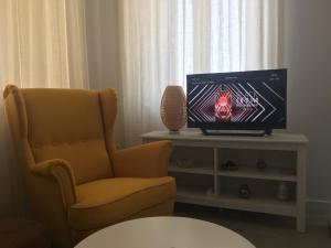 TV a/nebo společenská místnost v ubytování Nestor's house