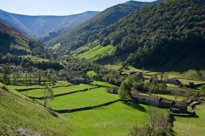 an aerial view of a valley in the mountains at Hotel La Alfonsina in Santibáñez de Villacarriedo