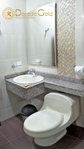Koupelna v ubytování Hotel Dorado Gold