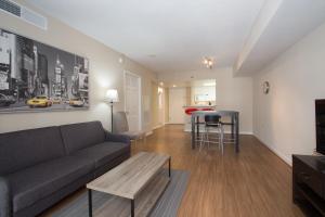 Gallery image of Pentagon City Luxury Apartment in Arlington