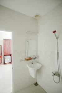 Ванная комната в Phu Hong Hotel