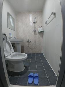 Koupelna v ubytování Bomgoro Guesthouse