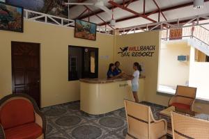 Hosté ubytování Wellbeach Dive Resort + 37 fotografií