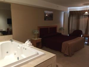 Gallery image of New Imperial Suites in Whitecourt