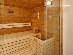 A bathroom at A Casa Juwel Apartment