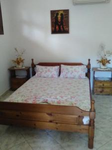 Een bed of bedden in een kamer bij Nektaria Samos