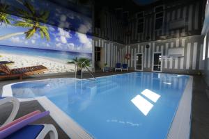 Basen w obiekcie Azul lub w pobliżu