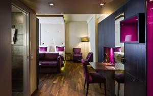 Posezení v ubytování Home Hotel Folketeateret