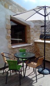 A patio or other outdoor area at Cal Triquell