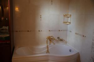 Ein Badezimmer in der Unterkunft Damla Pansiyon