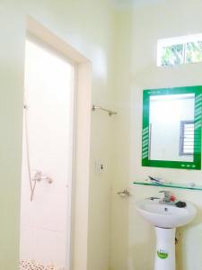 Homestay Moc Chau tesisinde bir banyo