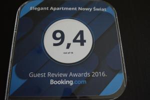 Certifikát, ocenenie alebo iný dokument vystavený v ubytovaní Elegant Apartment Foksal