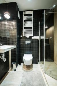 Phòng tắm tại Elegance Sopot Gdynia Apartment +21 ảnh