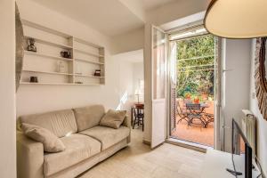 Posedenie v ubytovaní GuestHouse o Affittacamere Casa Fienaroli 2