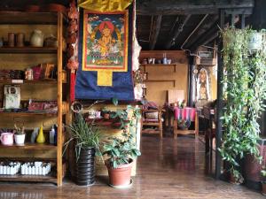 香格里拉天依阁客栈餐厅或其他用餐的地方