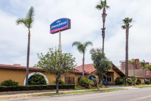 Gallery image of Howard Johnson by Wyndham National City/San Diego South in National City