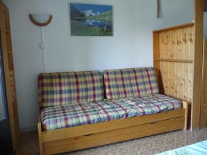 Prostor za sedenje u objektu T2 BARCELONNETTE