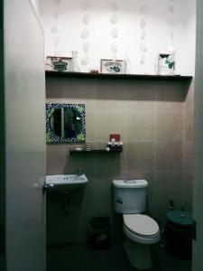ห้องน้ำของ Rec Art (House of recycle+Art)