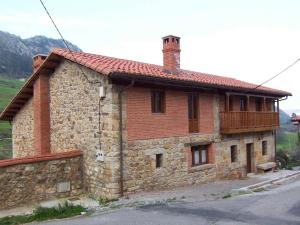 The building in which the country house is located