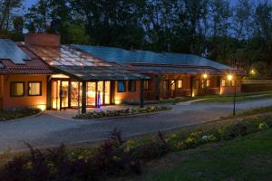 Gallery image of Cascina Scova Resort in Pavia