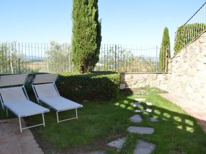 Vonkajšia záhrada v ubytovaní Apartment in Asciano with Panoramic Views