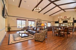 Gallery image of Best Western Plus Emory at Lake Fork Inn & Suites in Emory